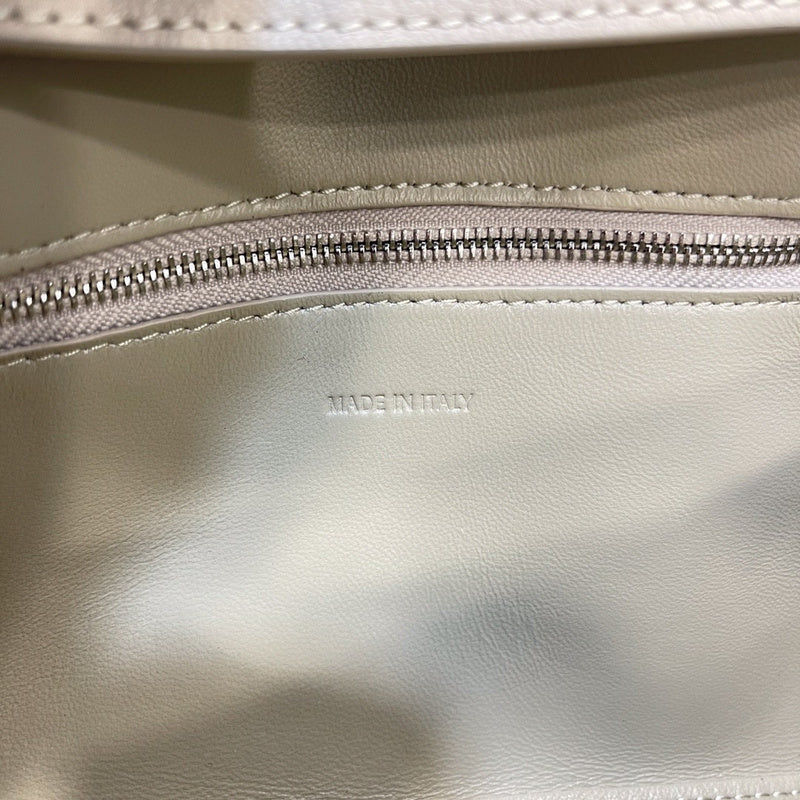 Zivas Charm Refined Everyday Style Statement Handbag (Versatile Style Statement) – Side Profile