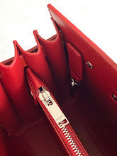 Luxury Signature Top Handle Bag - Elegant Women's Designer Handbag - NM3485