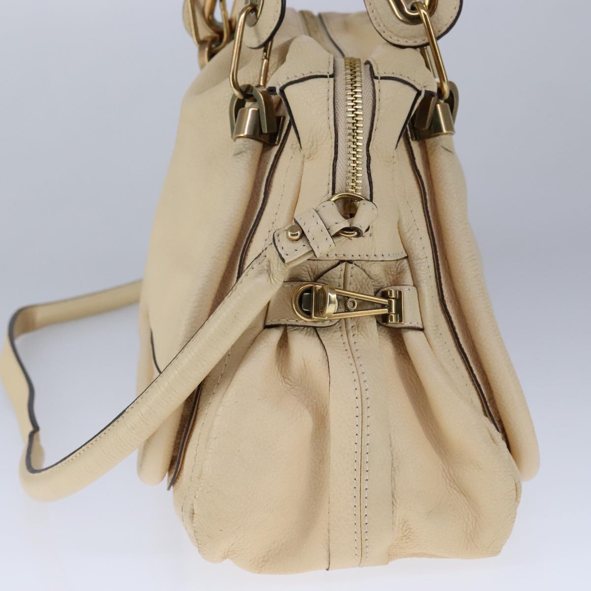 Side view of Chloe shoulder bag Beige premium designer bag