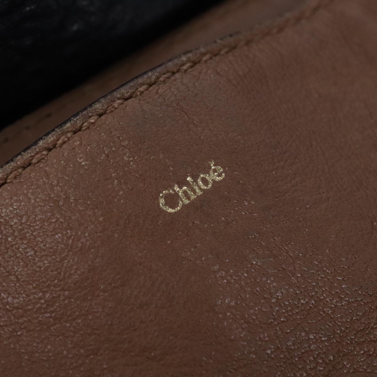 Side view of Chloe shoulder bag Beige premium designer bag