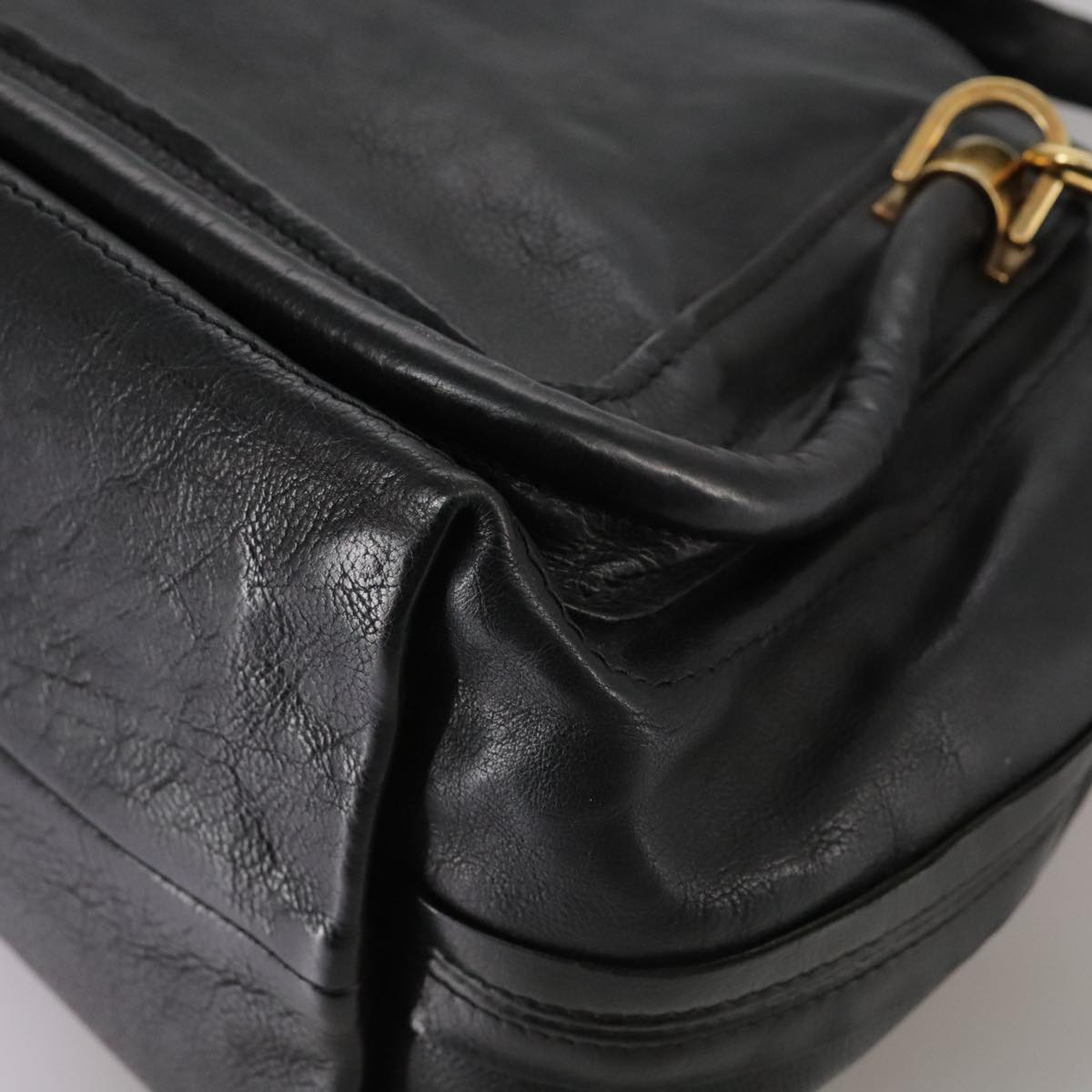 Chloe authentic luxury handbag Black leather craftsmanship
