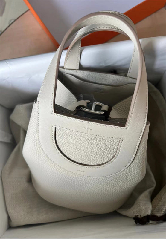 Poised bag women's premium everyday handbag