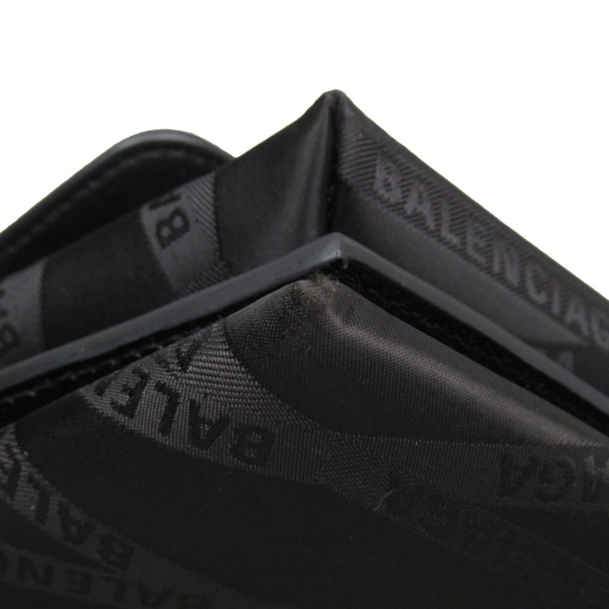 Balenciaga Shoulder Bag — Designer Shoulder Bag