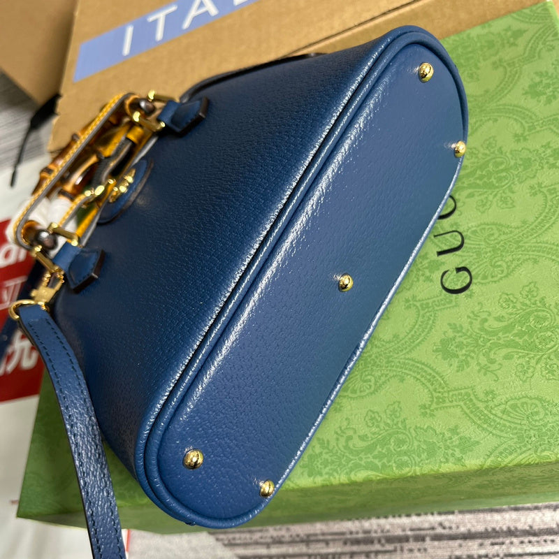 Interior view of premium everyday-luxe women's handbag – women's everyday handbag