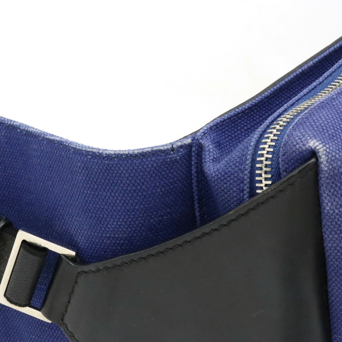 Balenciaga Shoulder Bag — Designer Shoulder Bag