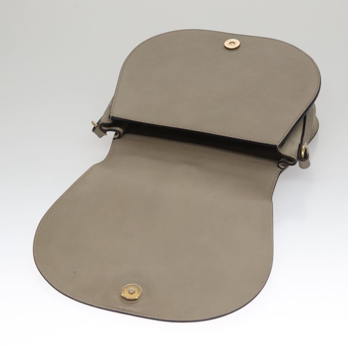Morventique elegant leather Handbag angled view