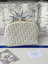 Designer Signature Tote - Premium Luxury Women's Fashion Bag - NM7357