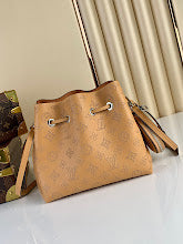 Luxury Canvas Tote Bag - Women's Designer Premium Fashion - NM4112