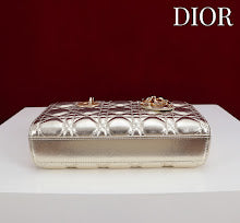 Luxury Structured Shoulder Bag - Women's Premium Designer Fashion - NM7415