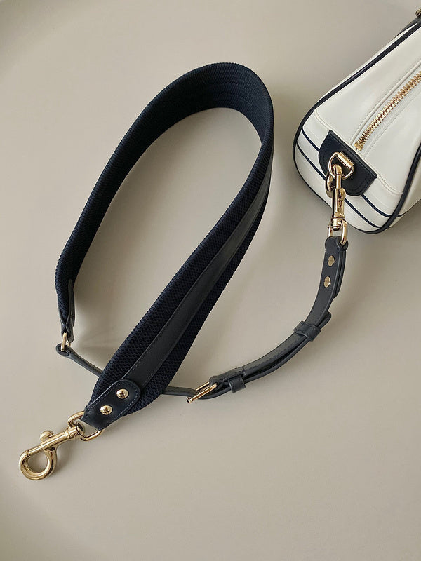 Handle and strap detail of signature everyday-luxe women's handbag – women's designer-style accessory