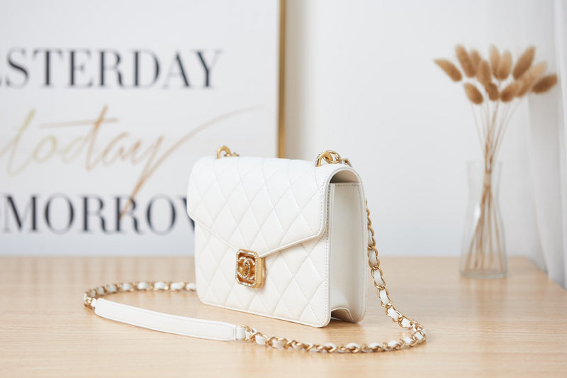  handbag, versatile everyday style, image 10