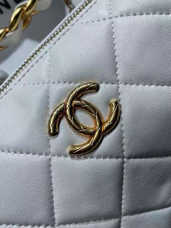 versatile purse view 5