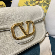 Premium Monogram Tote Bag - Elegant Luxury Women's Designer Handbag - NM2910