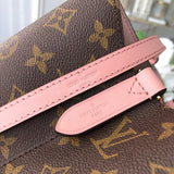Handle and strap detail of elevated refined women's handbag – women's luxury accessory