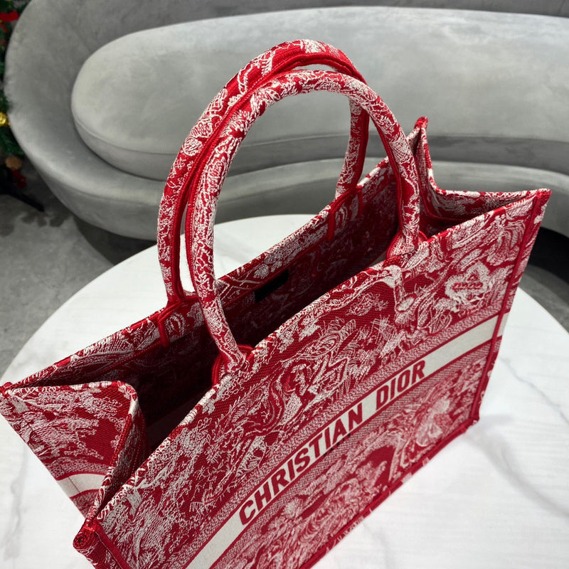 Styled lifestyle shot of structured chic women's handbag – women's premium purse