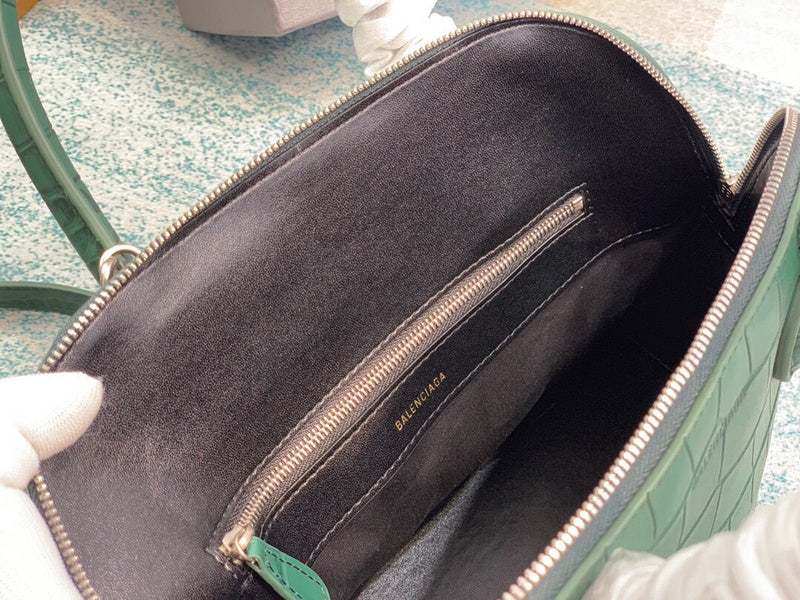 Statement Faux Leather Handbag - Premium Craftsmanship Detailing | Women's Designer-Inspired Purse #667 - product detail shot (image 10) of designer-inspired handbag