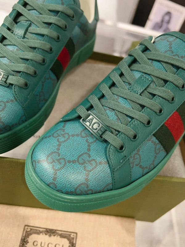 Gucci bold contrast luxury sneakers view 5 minimalist modern build
