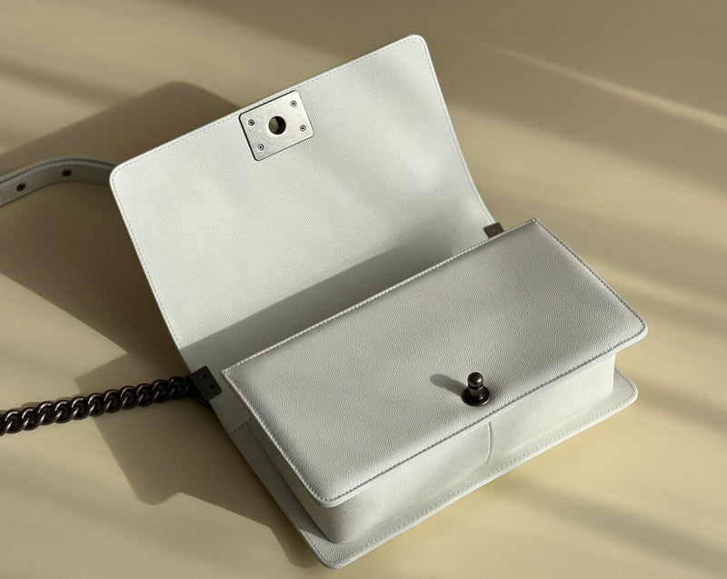  women's handbag, mid design, view 10