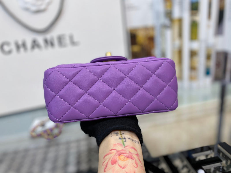  mid purse view 9