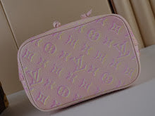 Premium Women's Shoulder Bag - Designer Luxury Fashion Accessory - NM4722