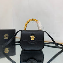 Luxury Structured Shoulder Bag - Women's Premium Designer Fashion - NM3097