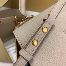 Luxury Designer Shoulder Bag for Women - Premium Fashion Handbag - NM4091