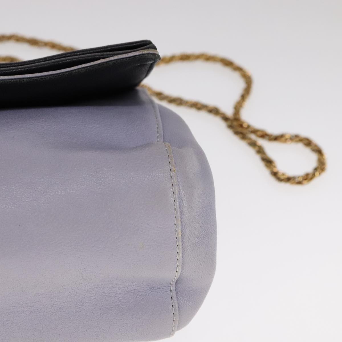 Crisolune elegant leather Shoulder Bag angled view
