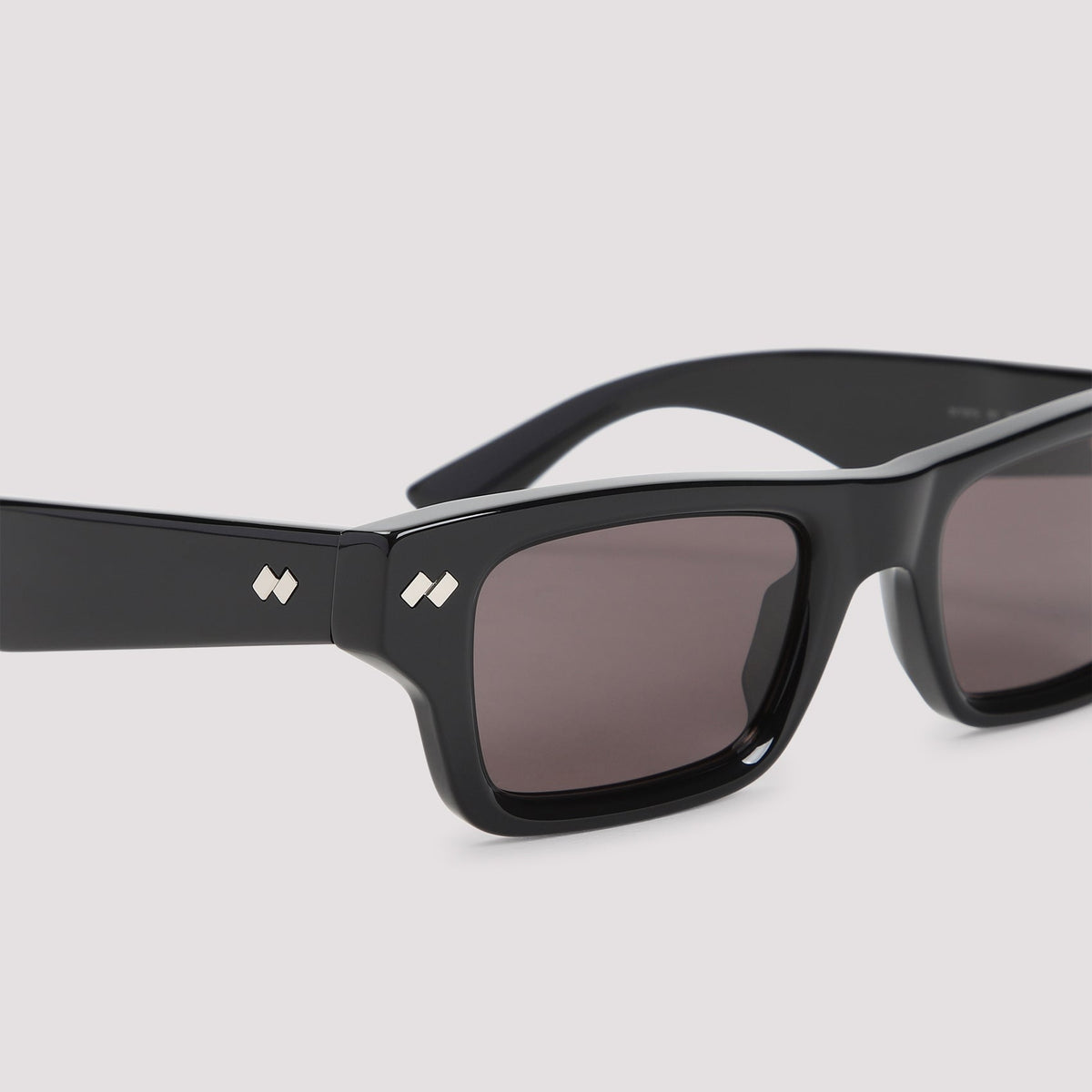 Bottega Veneta sunglasses side profile designer luxury fashion
