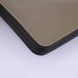 Opaline elegant leather Shoulder Bag interior detail