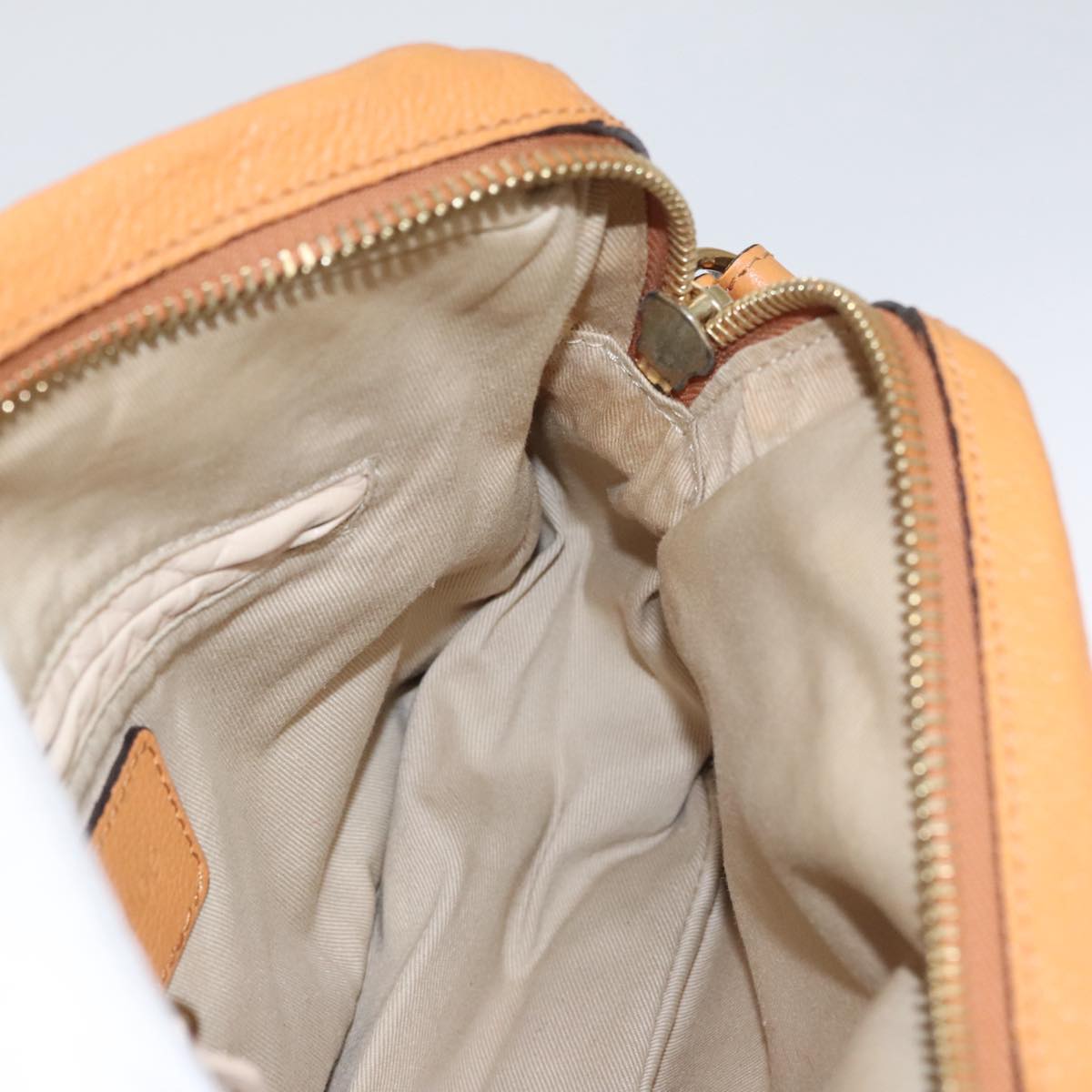 Chloe authentic luxury handbag Beige leather craftsmanship