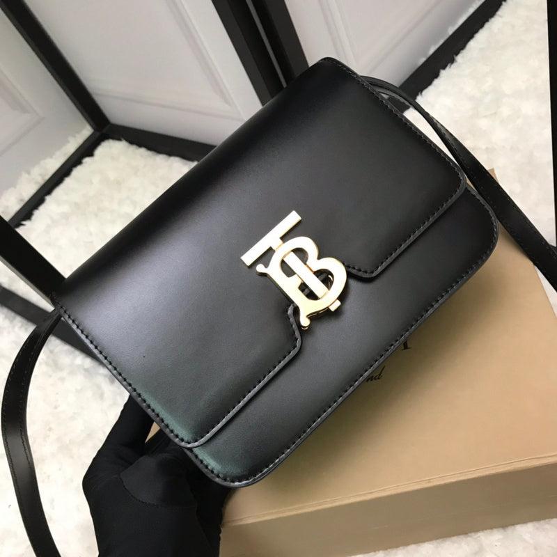 Ziva's Charm handbag – detail view (one versatile size)