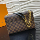 Close-up detail of structured chic women's handbag – women's everyday handbag