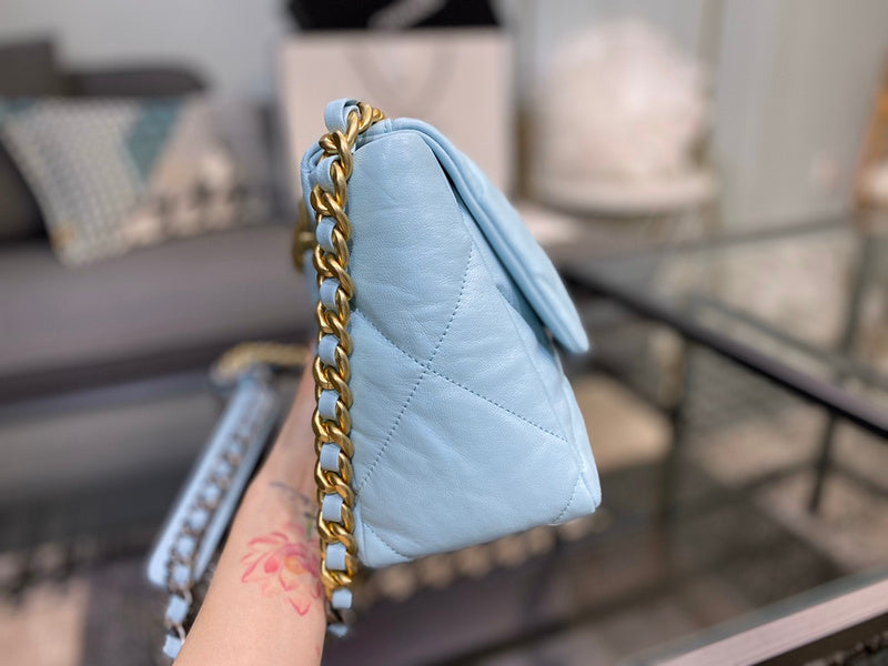 Zivas Charm Elevated Essentials Designer Handbag (Structured Everyday Essential) – Styled Look