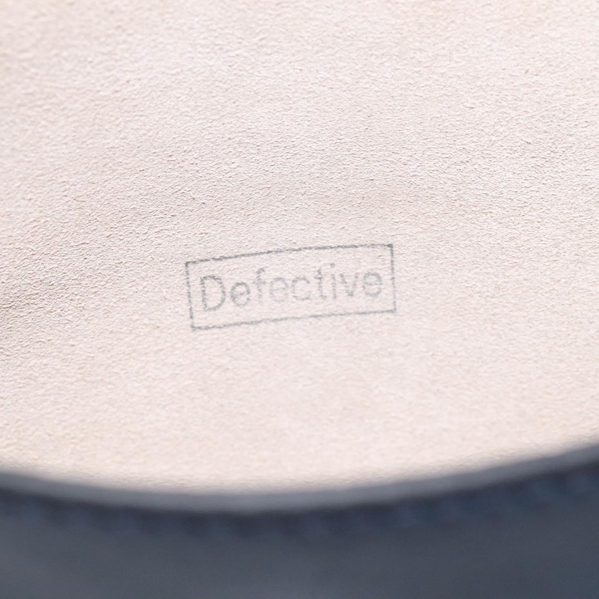 Chloe designer shoulder bag leather closeup detail