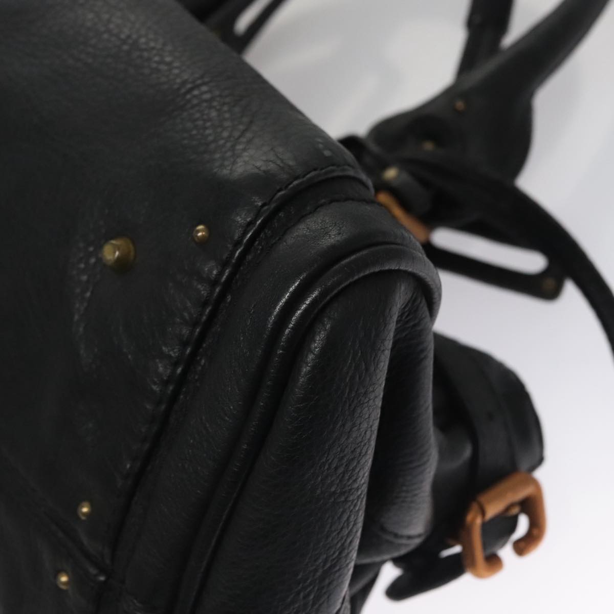 Zelvavane elegant leather Handbag close-up detail