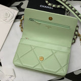  mid purse view 8
