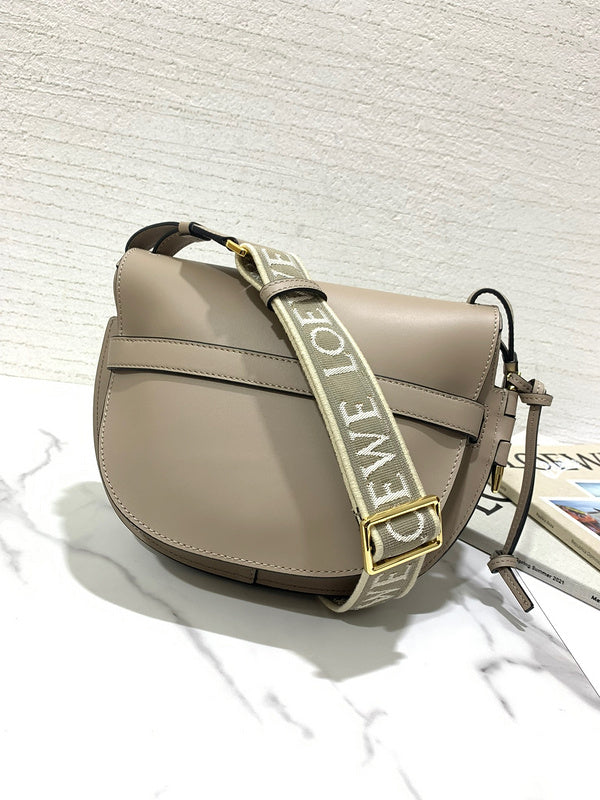 Ziva's Charm handbag – styled view (20cm*19cm*11.5cm)