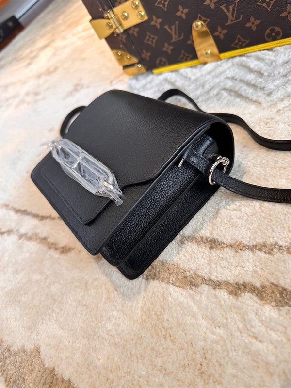 Side view of smart structured handbag
