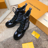 Close-up detail view of Louis Vuitton luxury piece style No.171