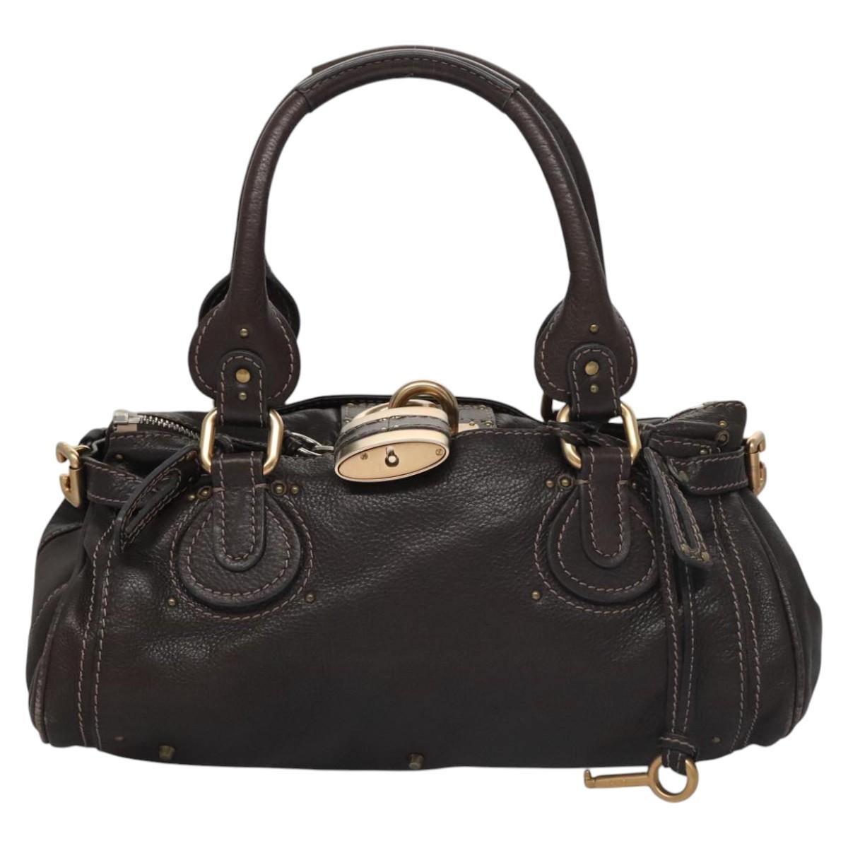 Velvaris elegant leather Shoulder Bag close-up detail