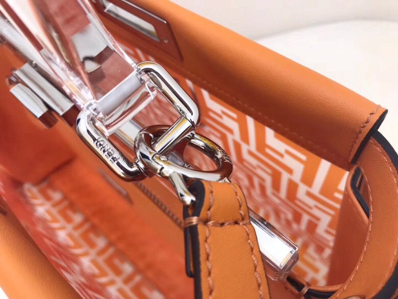 Ziva's Charm handbag – detail view (Standard Size)