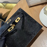  shoulder bag interior and compartment view 9