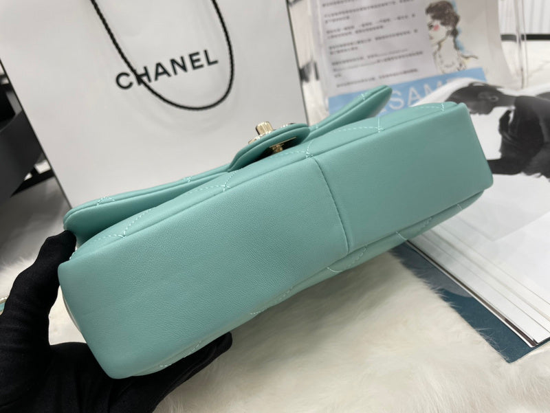  women's handbag, mid design, view 4
