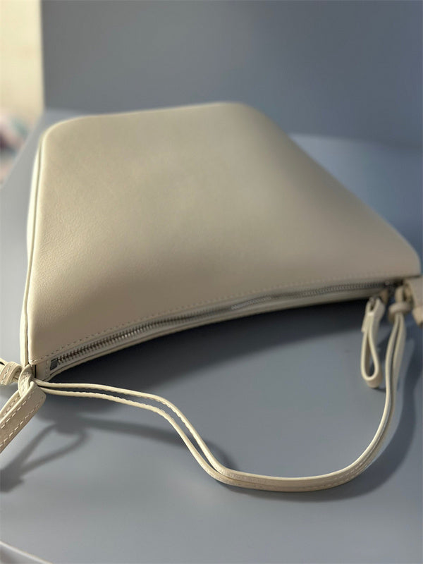 Ziva's Charm handbag – product shot (28cm*17cm*9.5cm)