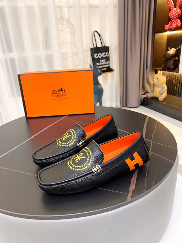 Hermes shoes Style 043 - back heel detail