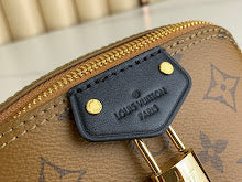 Luxury Designer Tote Bag for Women - Premium Iconic Monogram Handbag - NM4405