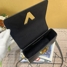 Luxury Structured Shoulder Bag - Women's Premium Designer Fashion - NM4344