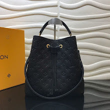 Luxury Structured Shoulder Bag - Women's Premium Designer Fashion - NM5034