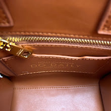 Chic Women's Crossbody Handbag - Luxury Premium Designer Style - NM6898