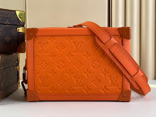 Premium Leather Crossbody Bag - Elegant Women's Designer Handbag - NM4211